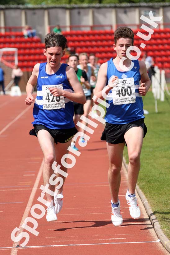 Mens under-17s 3000 metres, North Eastern Champs, Gateshead Stadium. Photo: David T. Hewitson/Sports for All Pics
